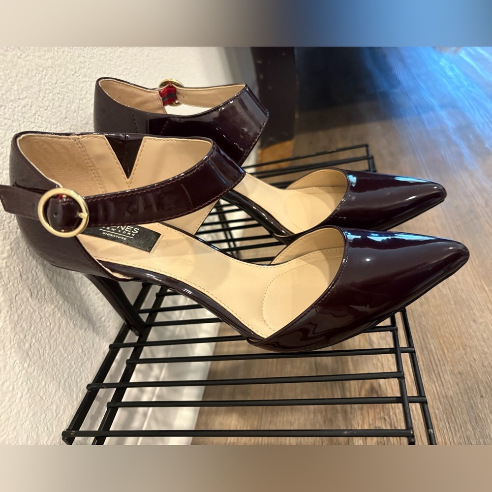 New York Jones Deep burgundy Claire Heels with Ankle Strap and Medium Heel
